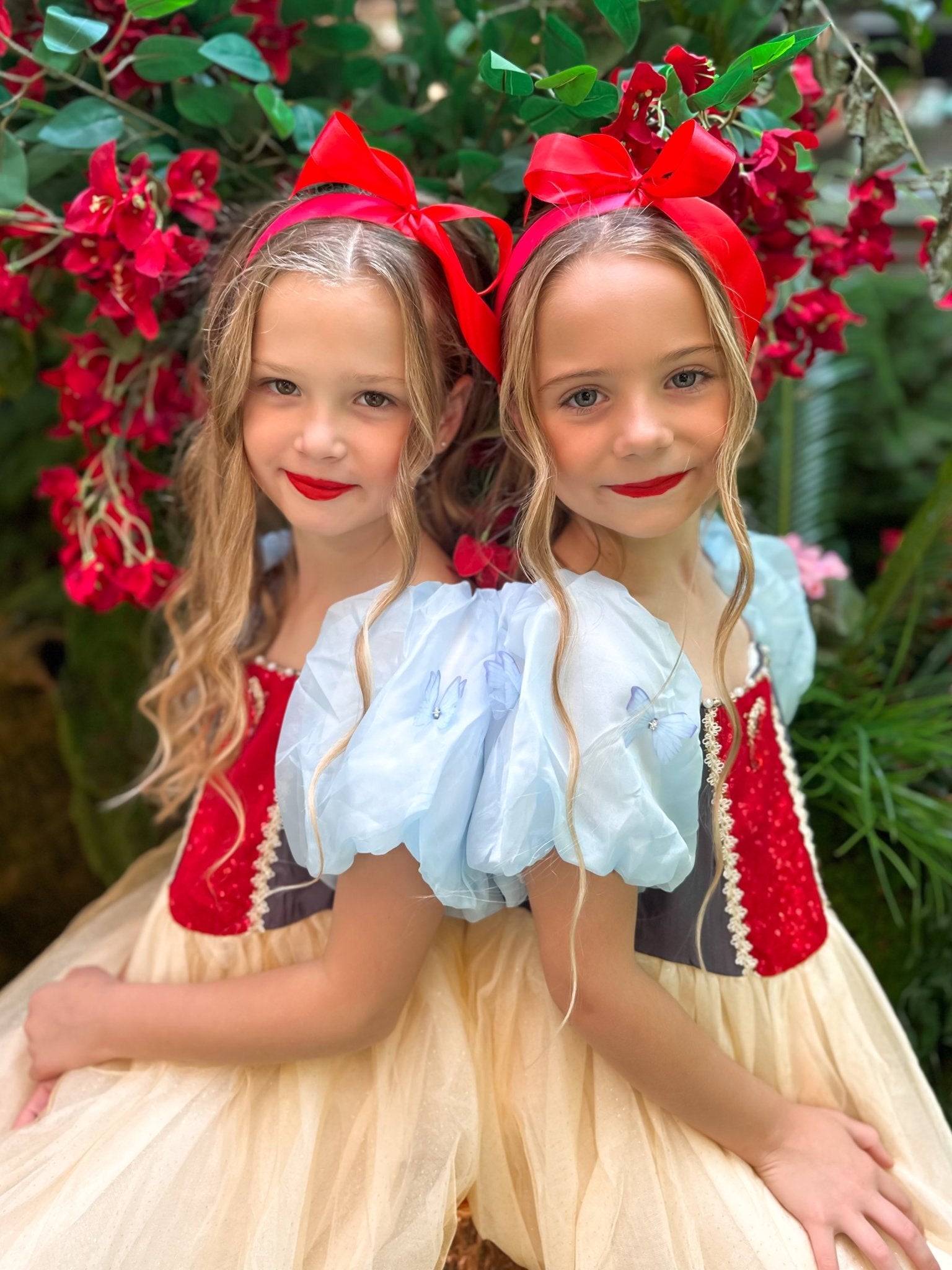 Magical Snow White Luxe Princess Party Dress Costume & Bow Headband Fox Baby & Co Magical Snow White Luxe Princess Party Dress Costume & Bow Headband Fox Baby & Co